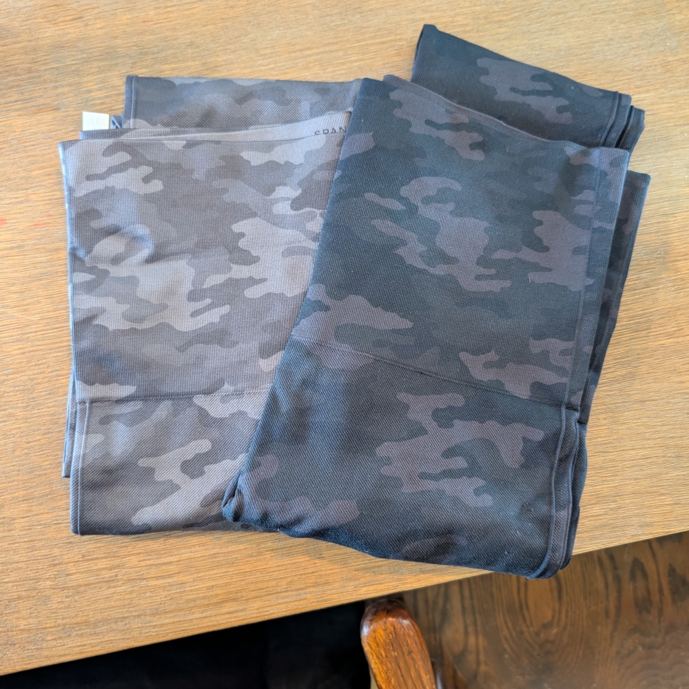 SPANX Black and Gray Leggings Urban Camo